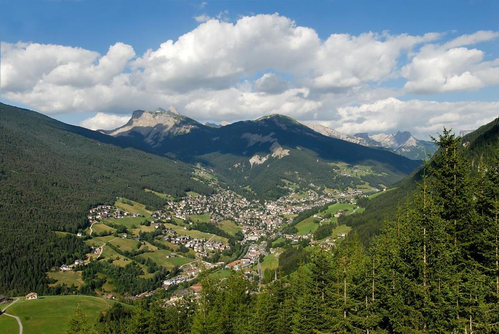 Hotel Talblick Ортізеї Екстер'єр фото